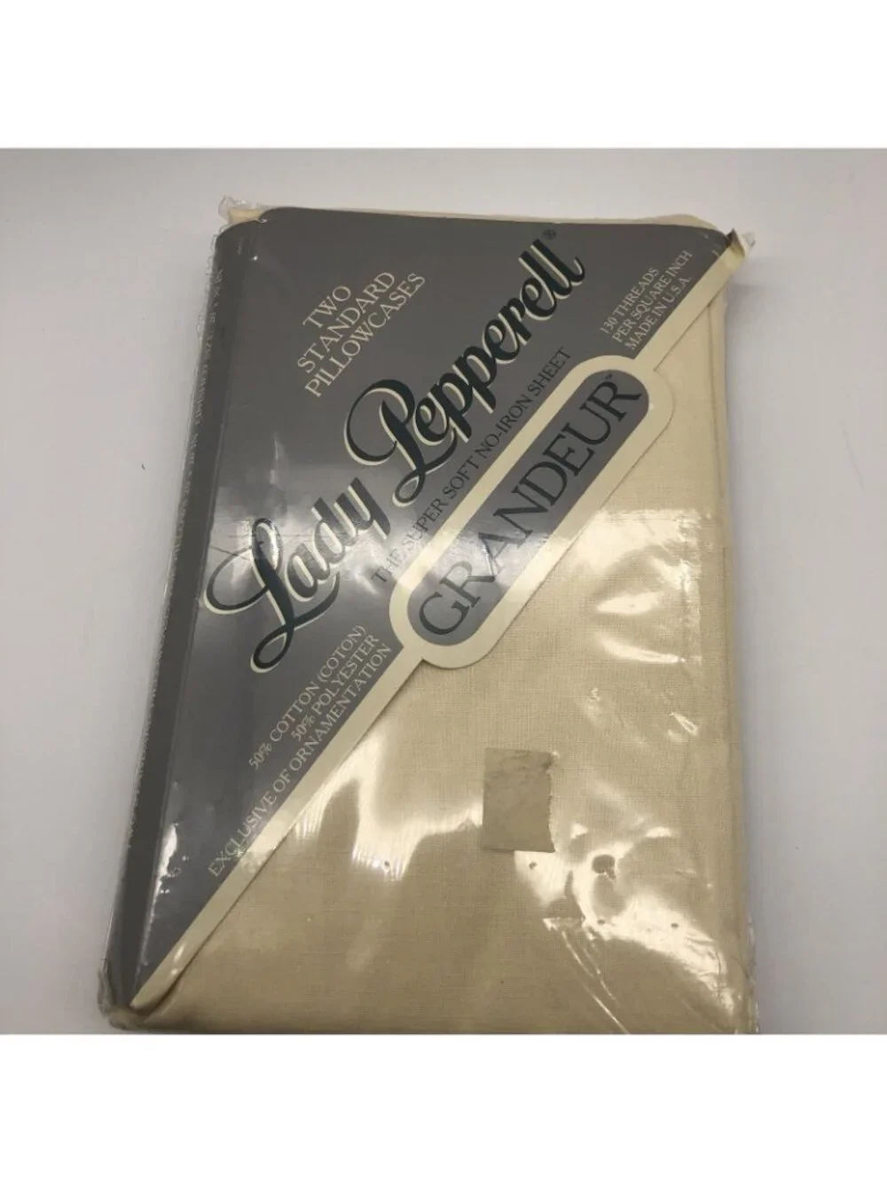 Vintage Lady Pepperell No Iron Standard Pillowcases cream cotton blend NOS